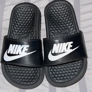 Boys Nike Slides